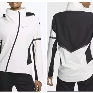 Nike Women's White and Black Windbreaker Jacket